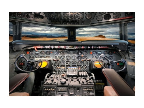 AIRPLANE COCKPIT 120x80.jpg